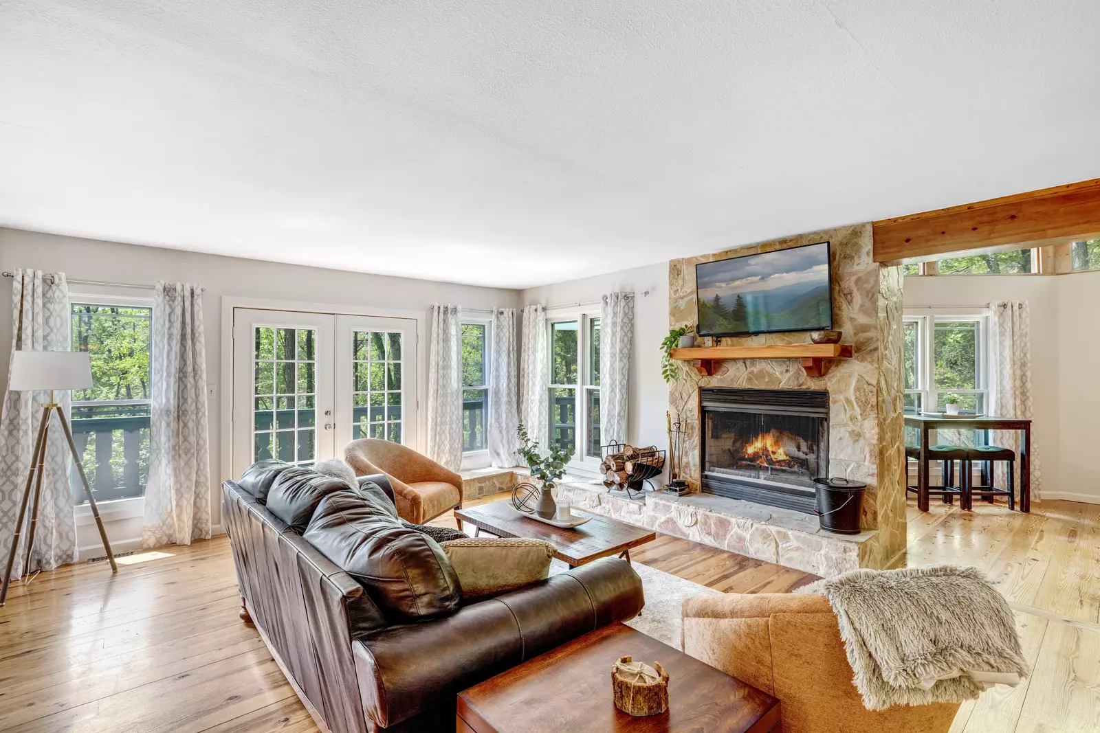 cabin living room with fireplace