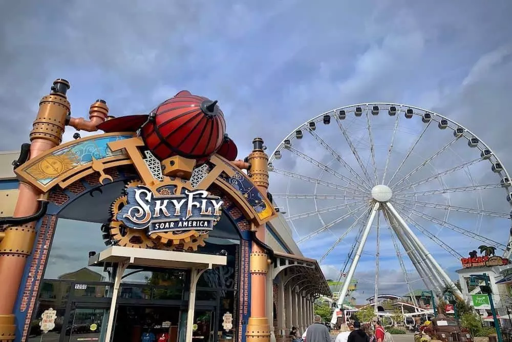 SkyFly: Soar America at The Island in Pigeon Forge