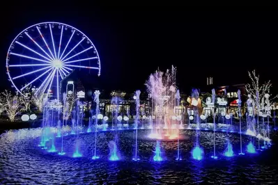 the island in pigeon forge at night