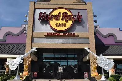 hard rock cafe in pigeon forge