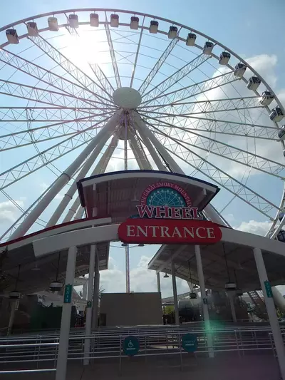The Great Smoky Mountain Wheel at The Island in Pigeon Forge 