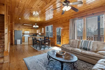 Smoky Mountain Lodge
