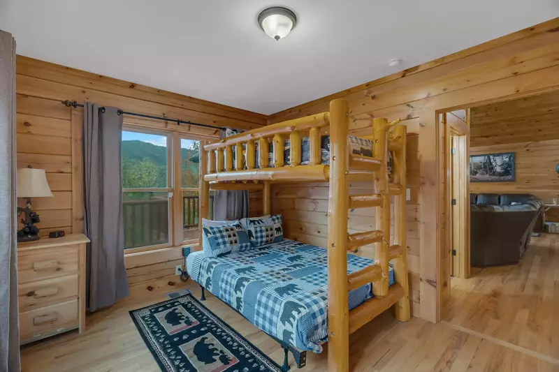 Walden's Ridge Cabin