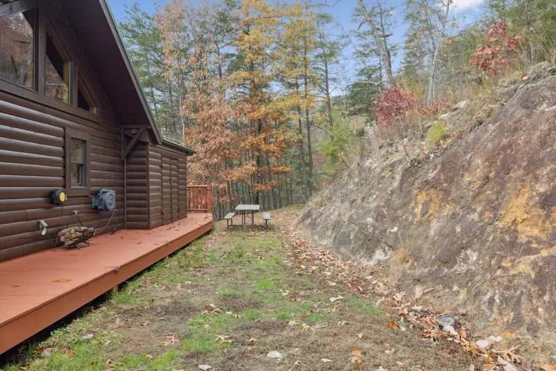 Walden's Ridge Cabin