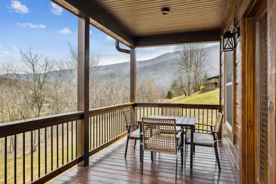 Robeson Hood Lodge