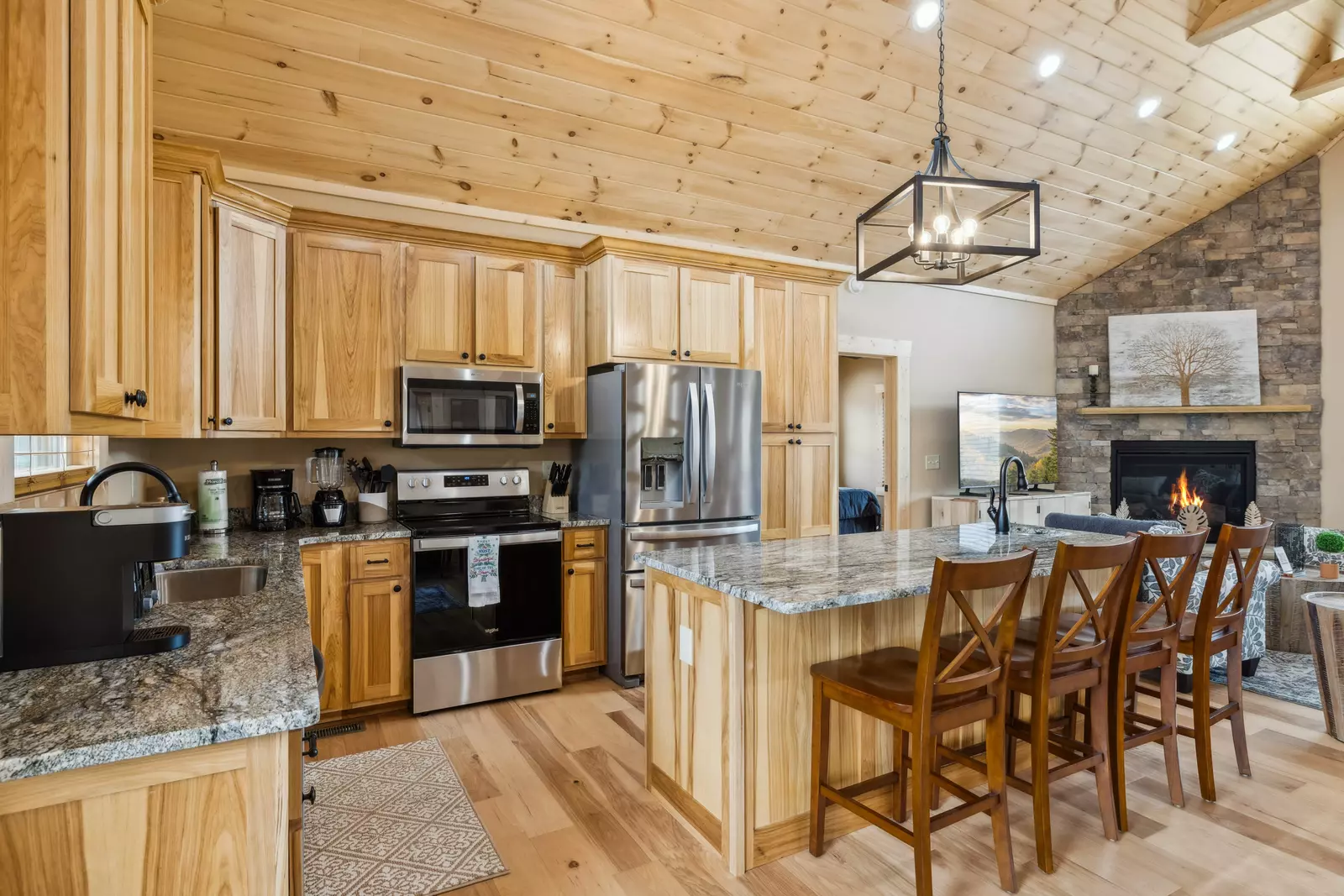Robeson Hood Lodge
