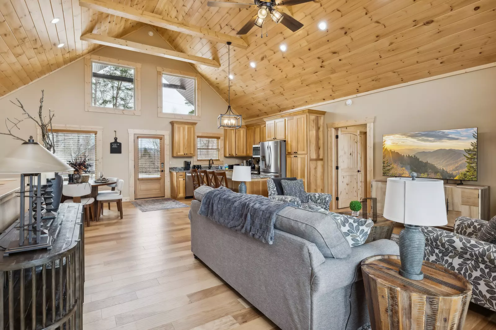 Robeson Hood Lodge