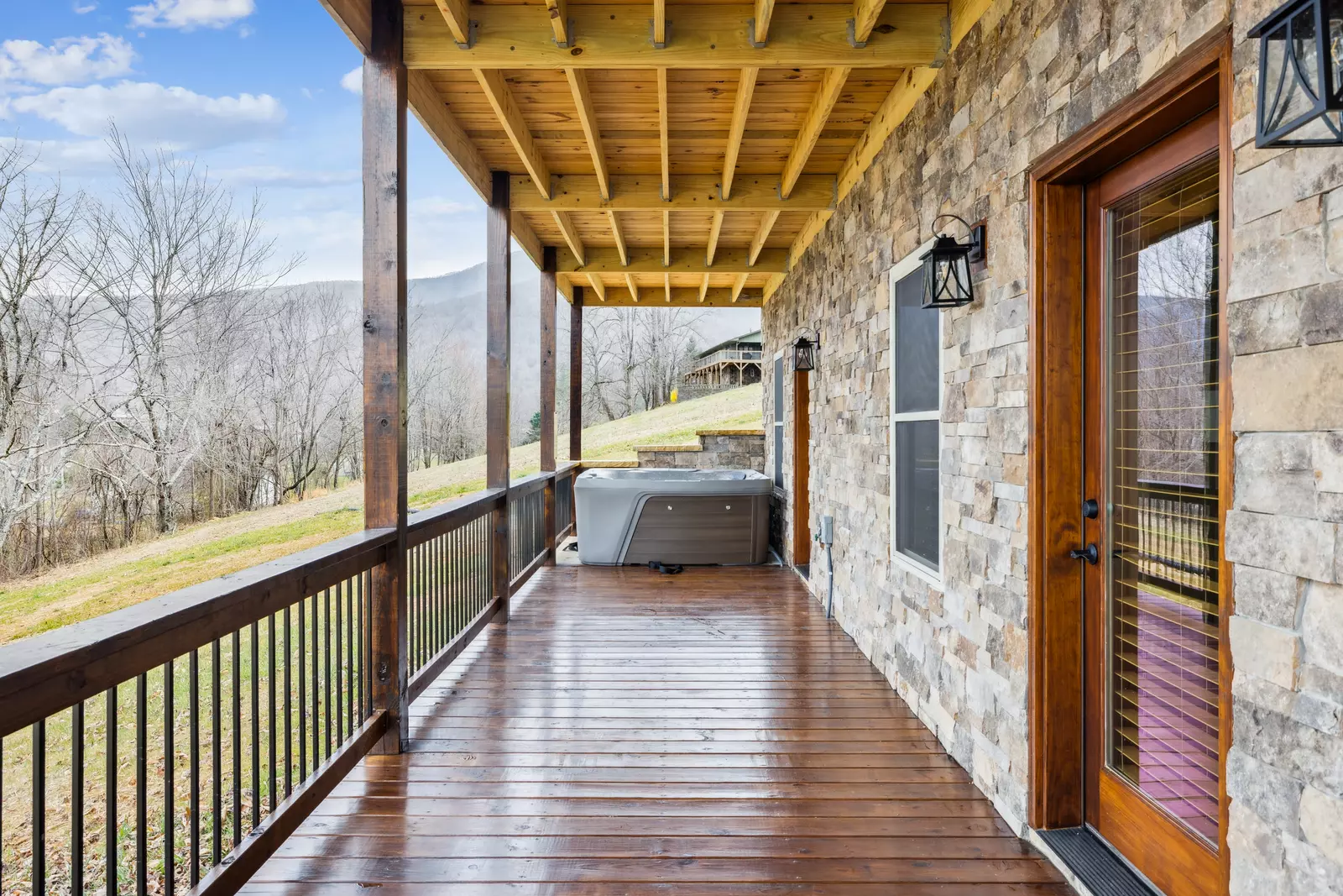 Robeson Hood Lodge