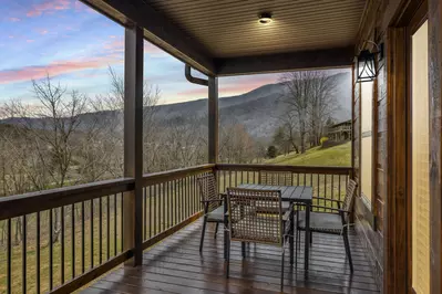 Robeson Hood Lodge