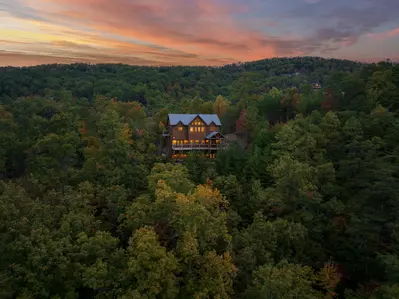 The Hidden Owl Mountain Lodge