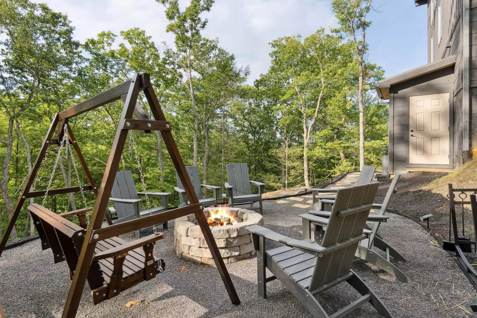 Golden Oaks Cabin