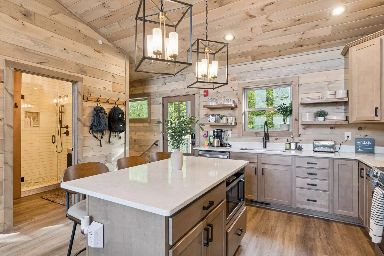 Golden Oaks Cabin
