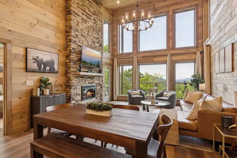 Golden Oaks Cabin