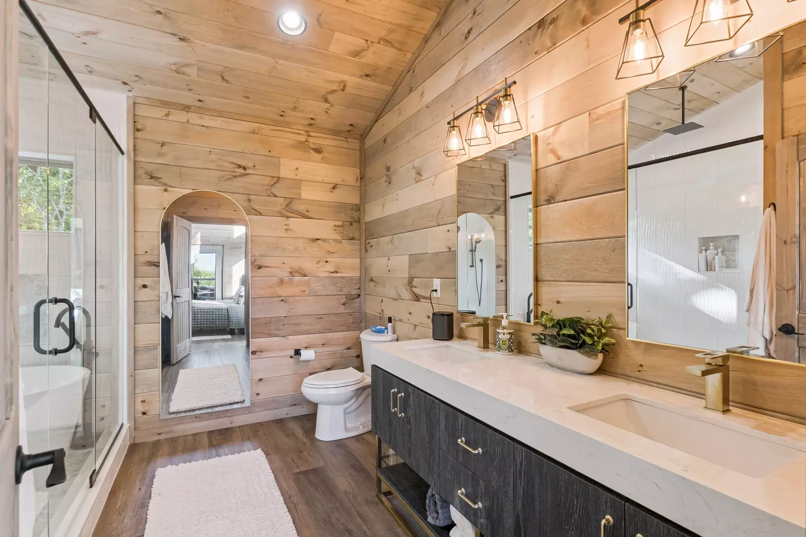 Golden Oaks Cabin