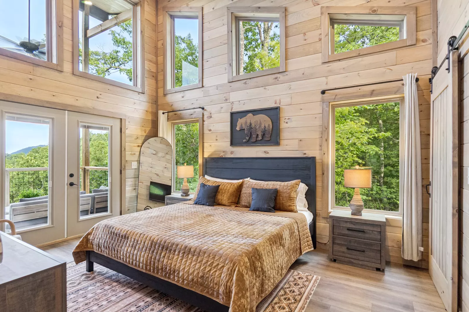 Golden Oaks Cabin