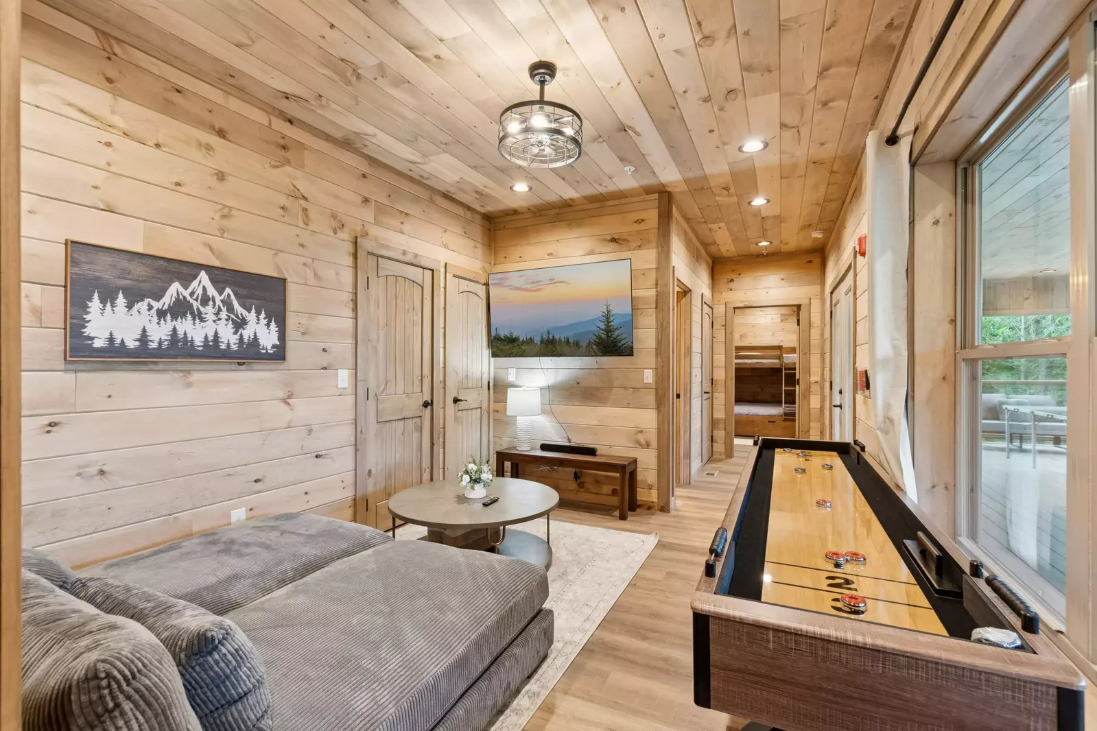 Golden Oaks Cabin