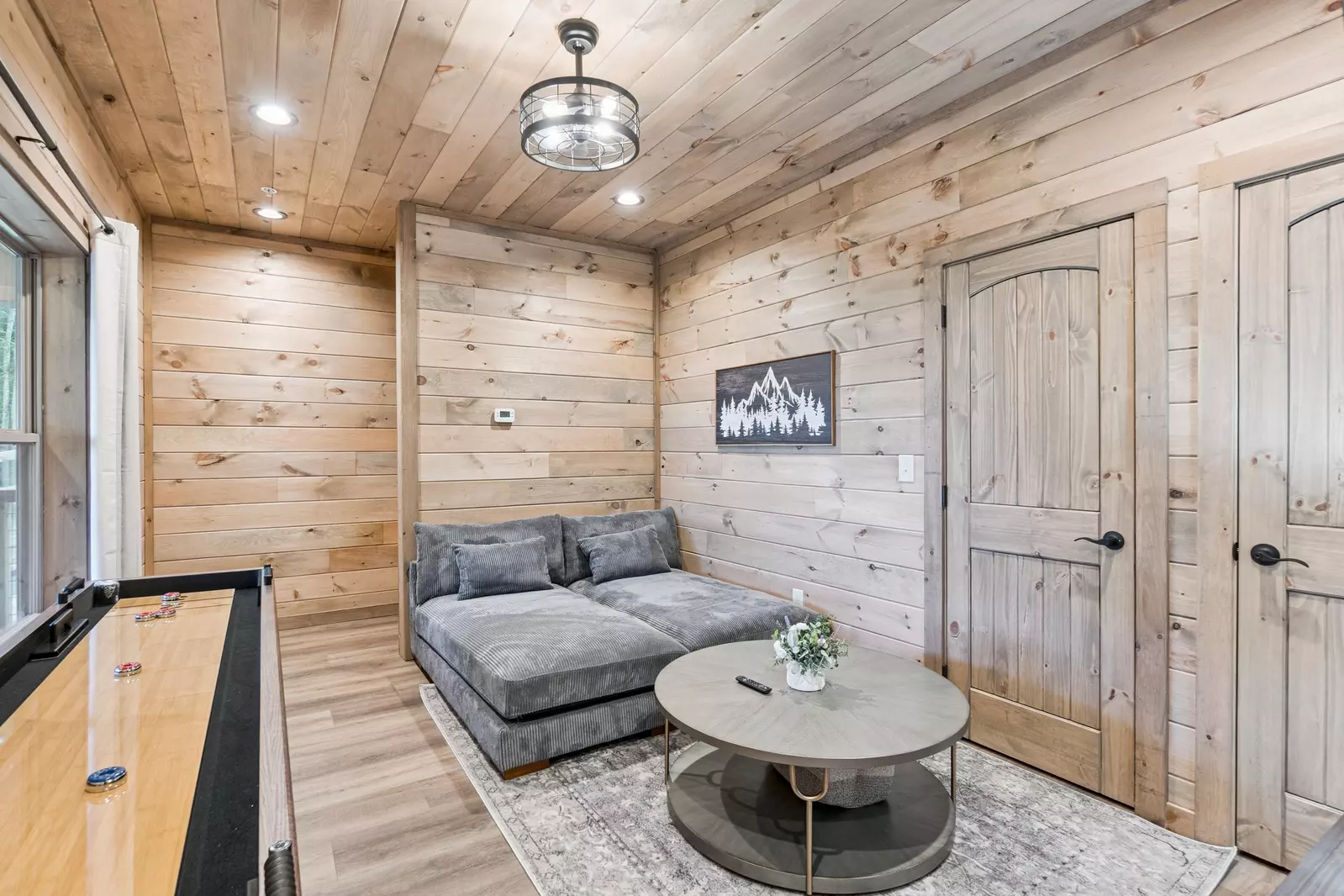 Golden Oaks Cabin
