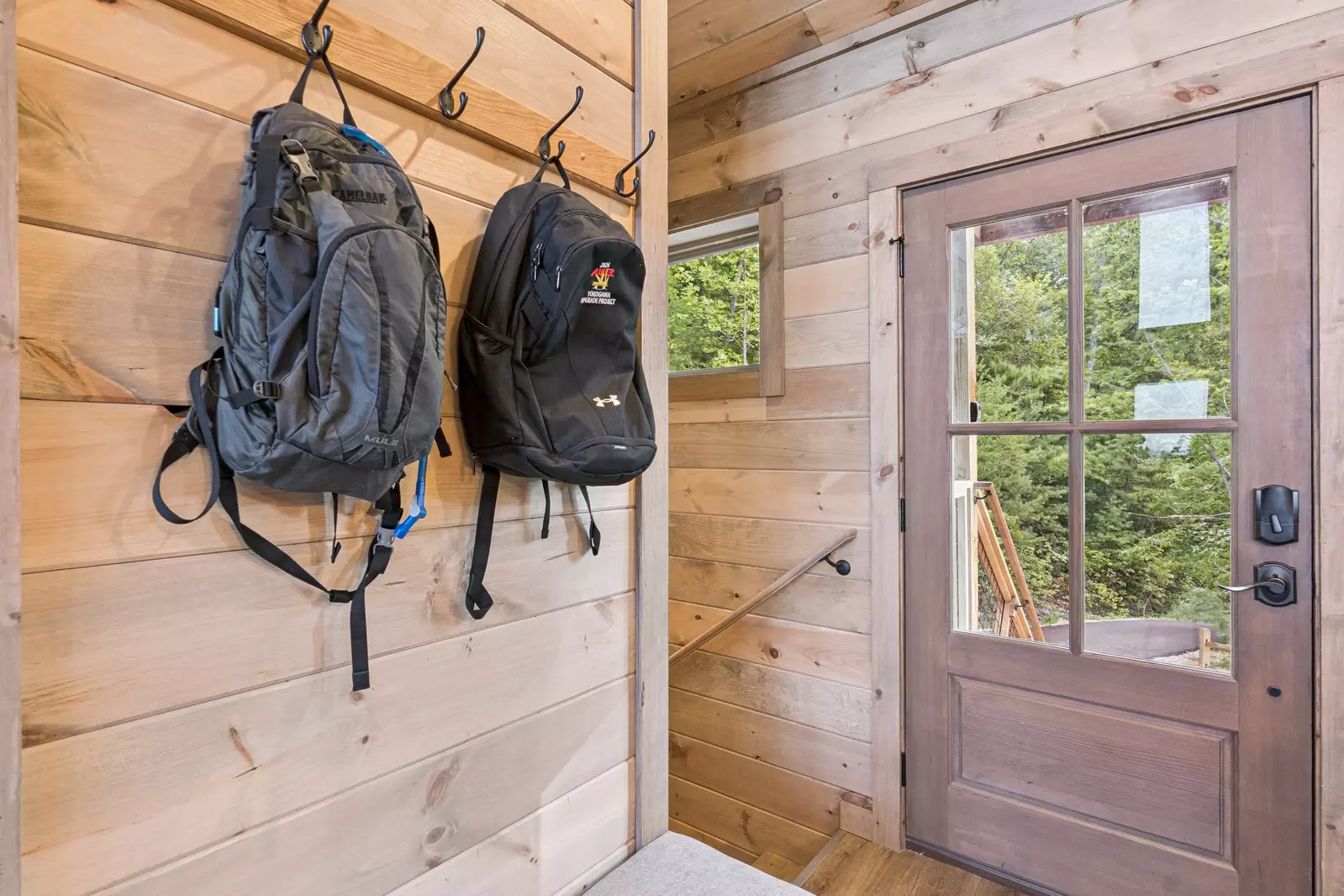 Golden Oaks Cabin