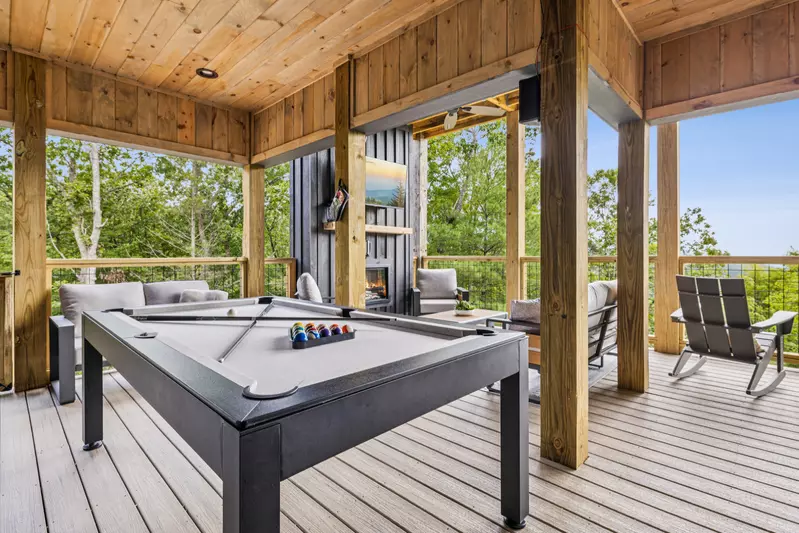 Golden Oaks Cabin