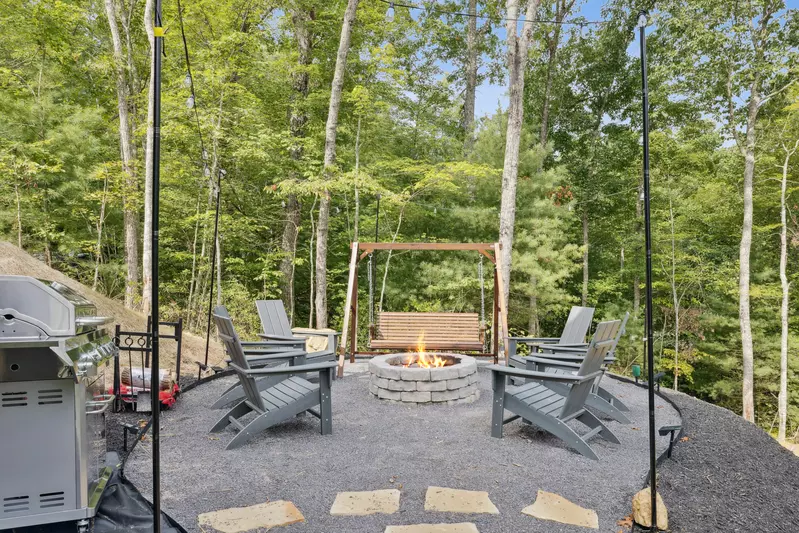 Golden Oaks Cabin