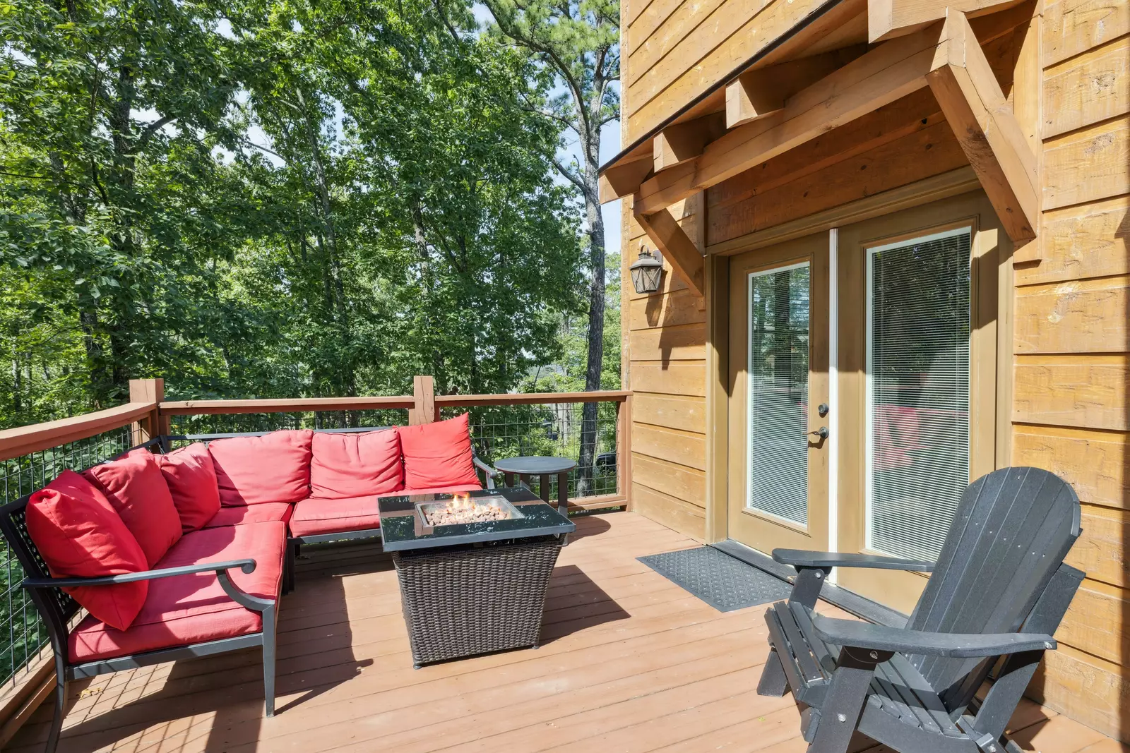 Iron Mountain Lodge