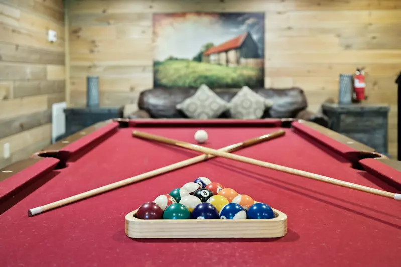 Iron Mountain Lodge