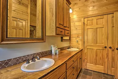 Pine Cone Cabin