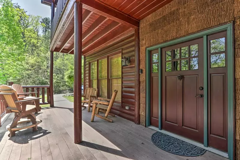 Pine Cone Cabin
