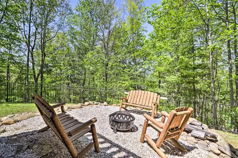 Pine Cone Cabin