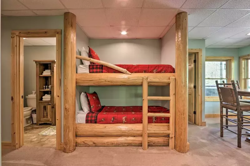Pine Cone Cabin