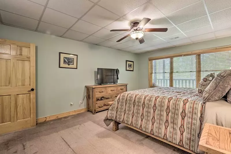 Pine Cone Cabin