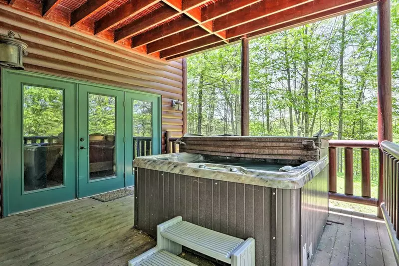 Pine Cone Cabin
