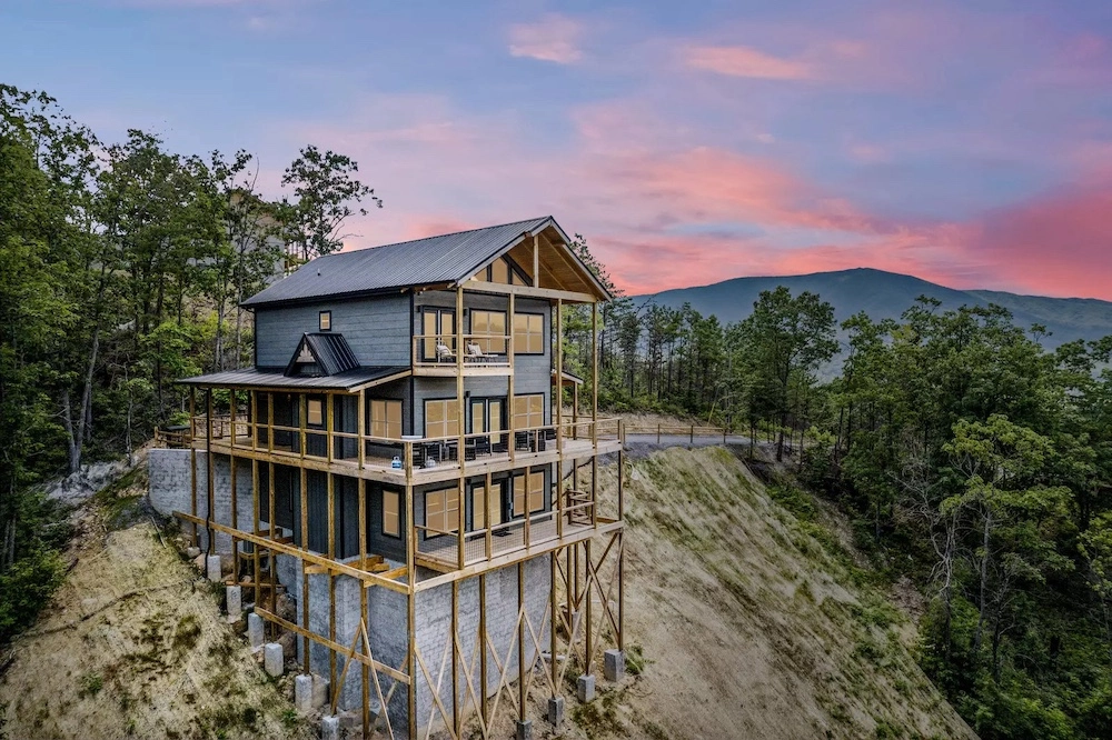 cabin rental at sunrise