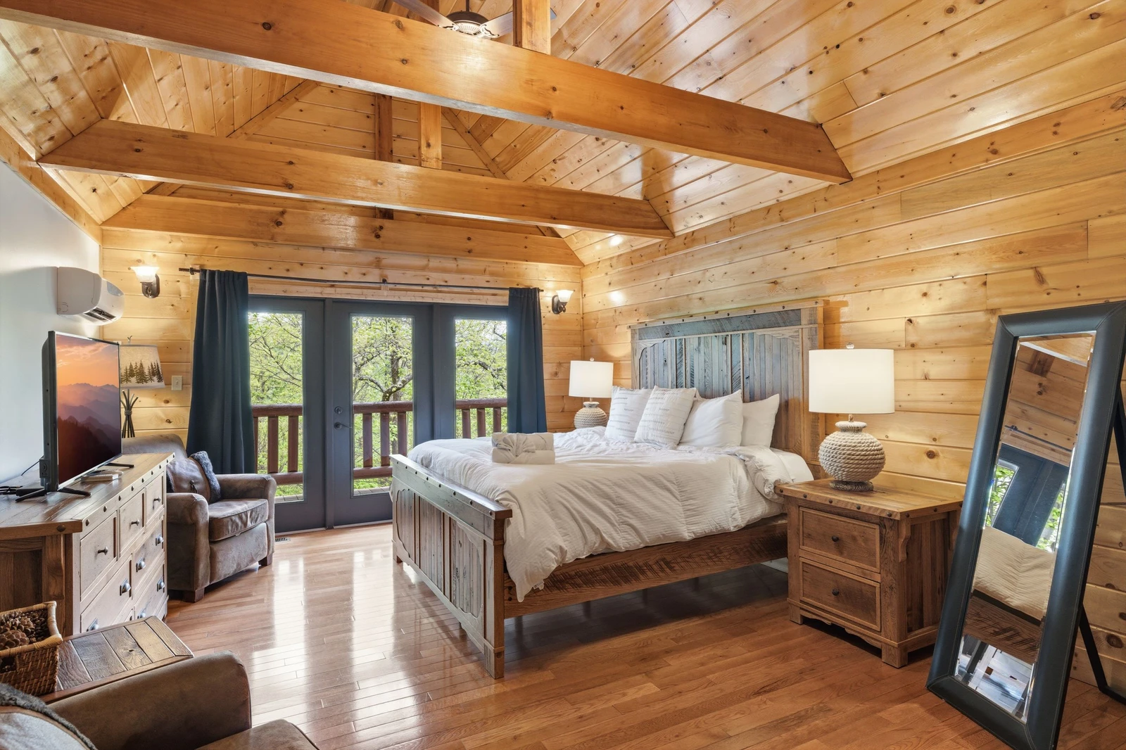 Pine Cone Cabin