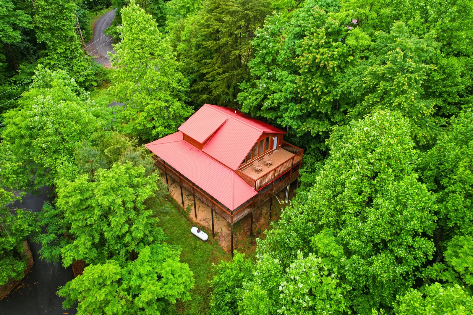 Black Bear Hideaway