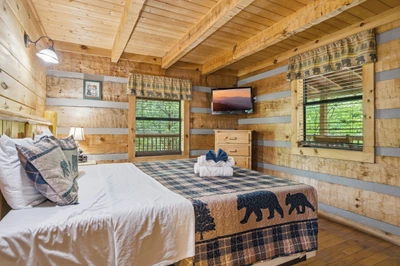 Black Bear Hideaway