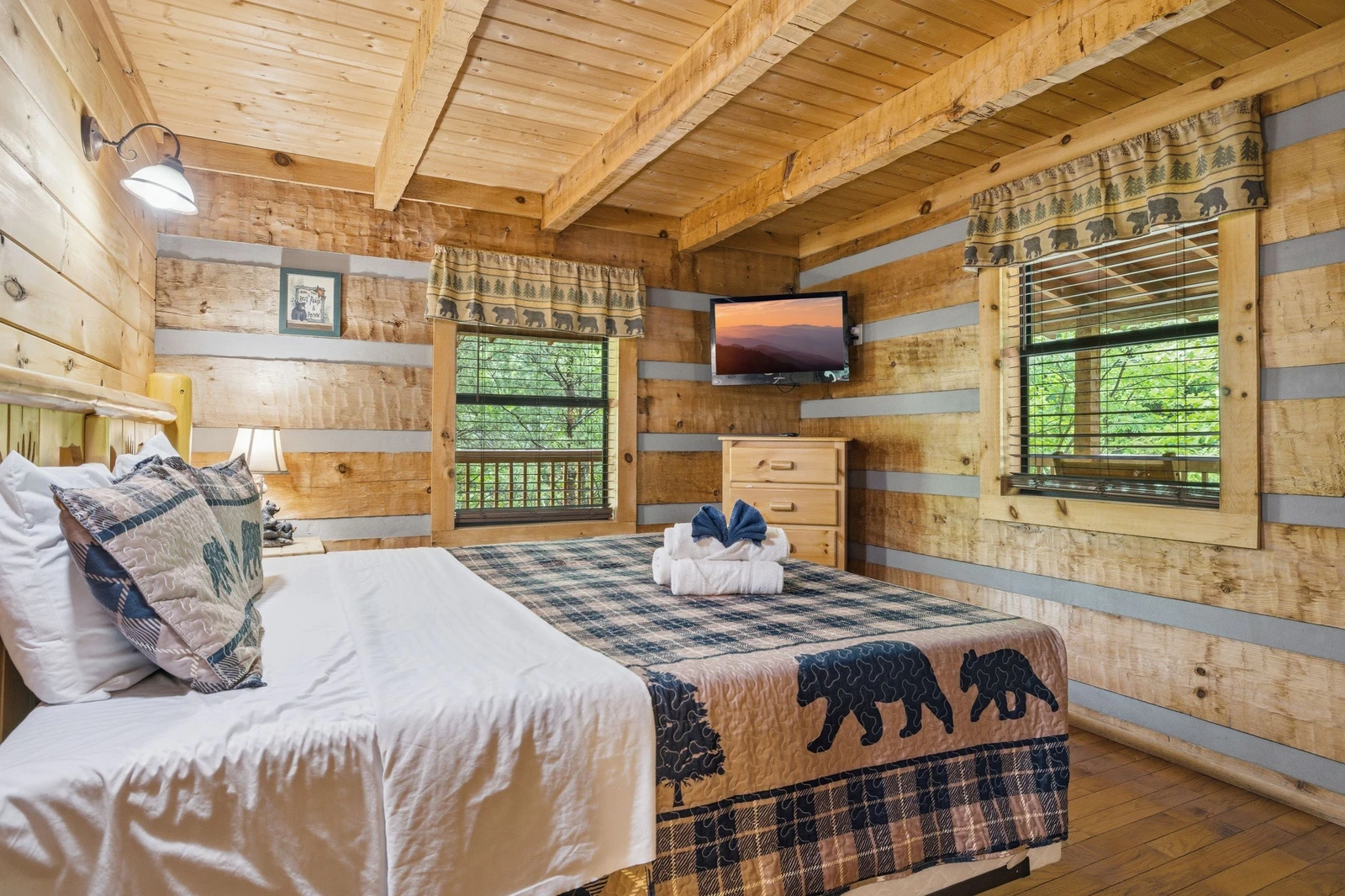 Black Bear Hideaway