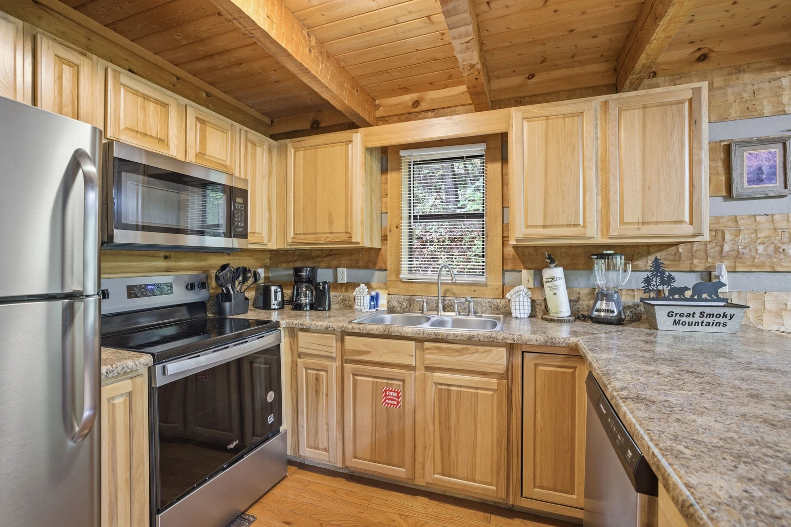Black Bear Hideaway