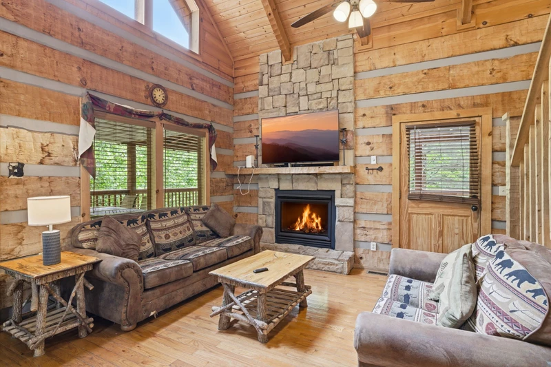 Black Bear Hideaway
