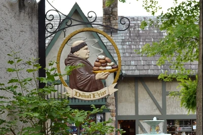 Donut Friar sign