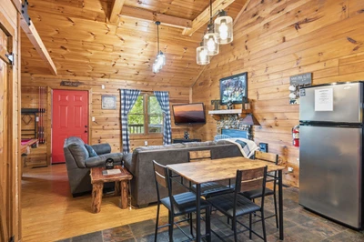 Cedar Ridge Cabin