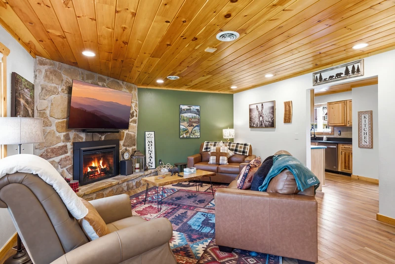 Webster Lodge at Covemont
