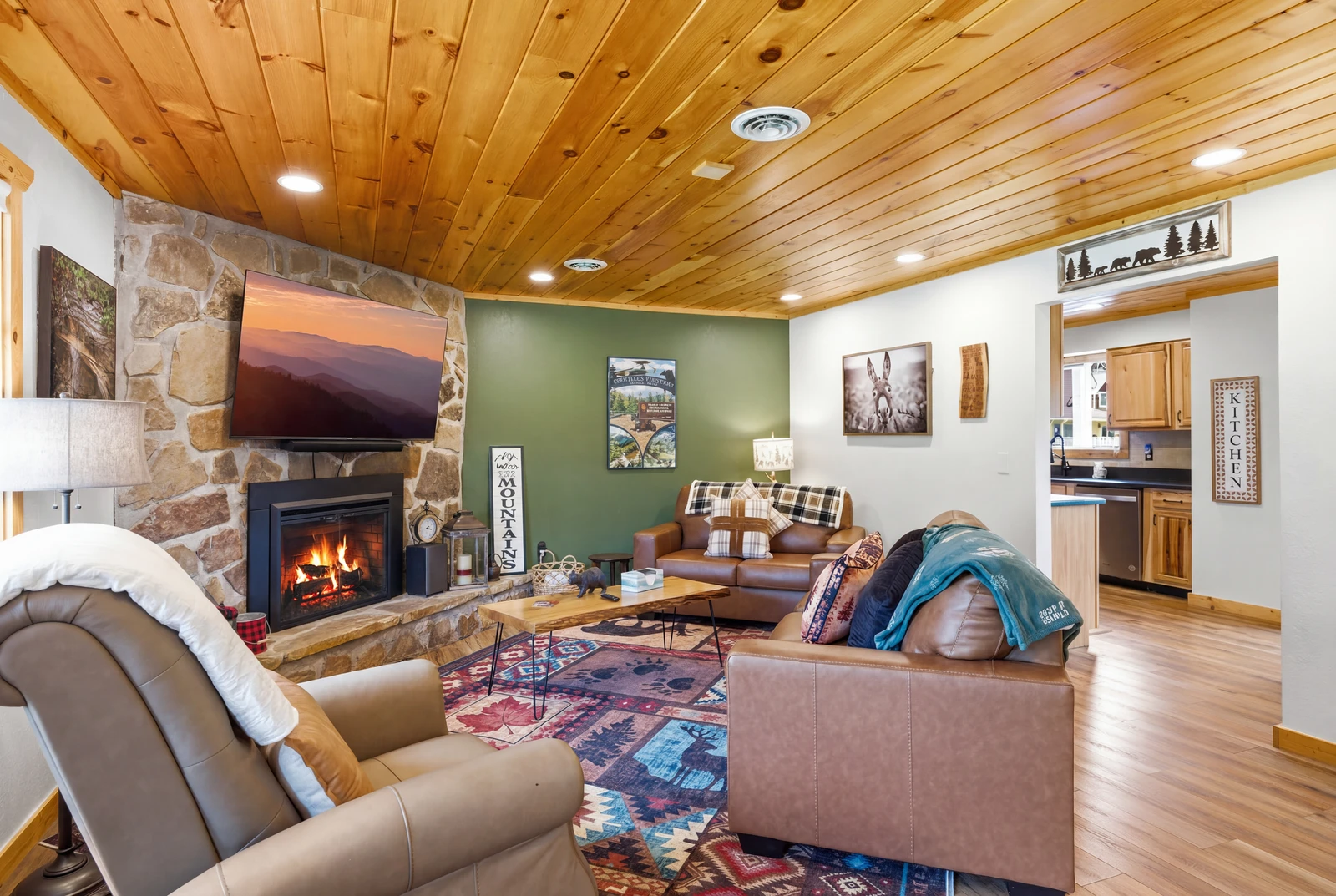 Webster Lodge at Covemont