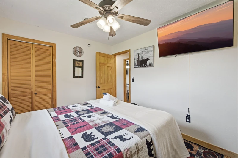 Webster Lodge at Covemont