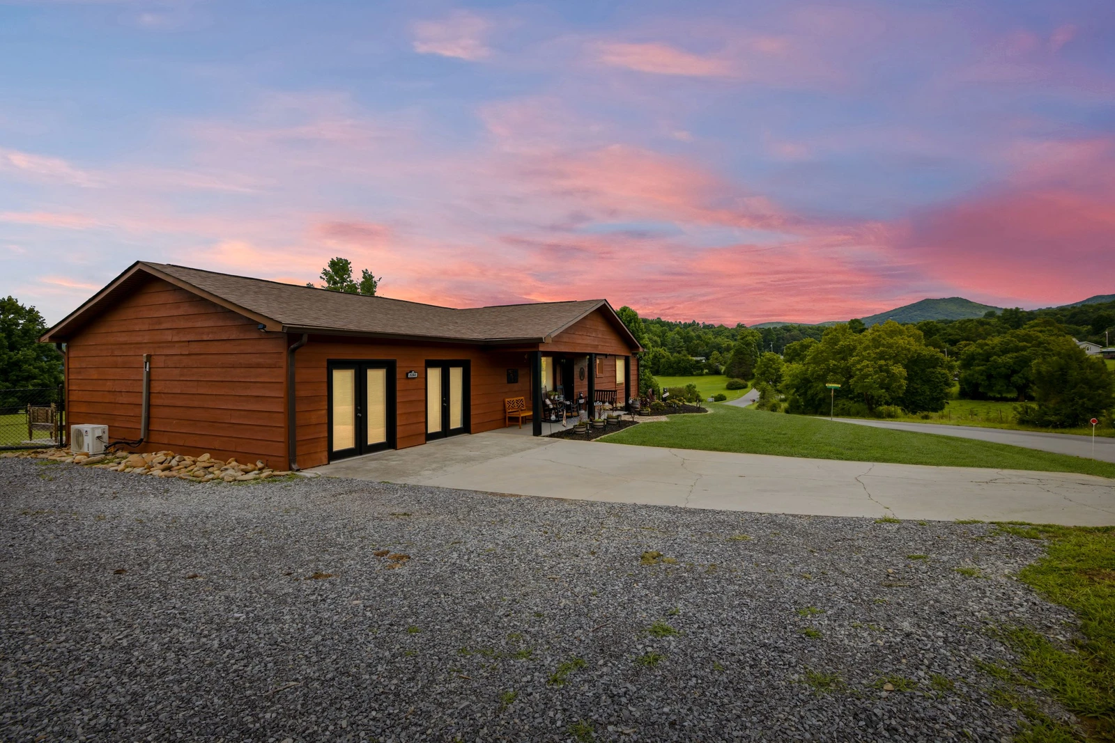 Webster Lodge at Covemont