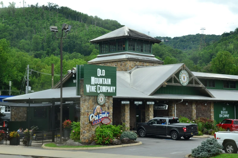old mountain wine gatlinburg