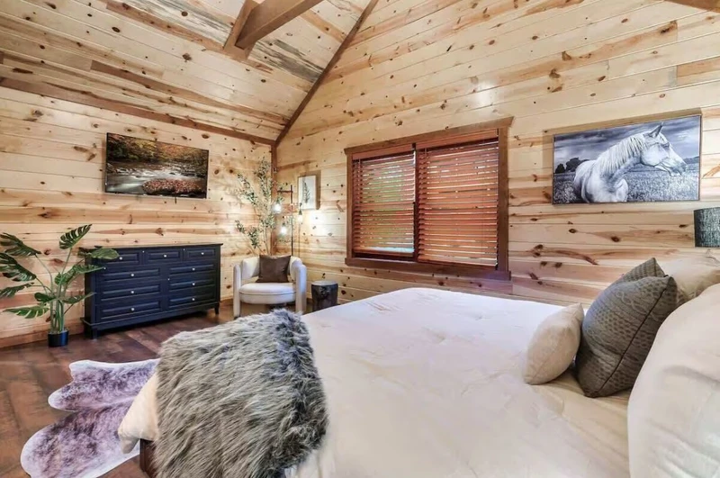 Laughing Fox Lodge