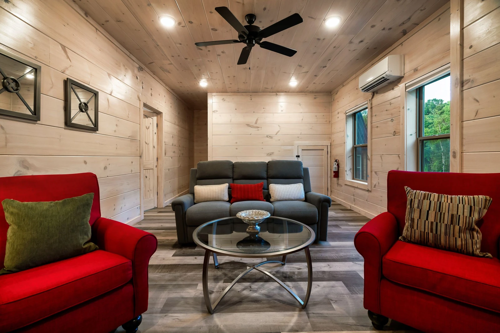 Smokiedoki Lodge