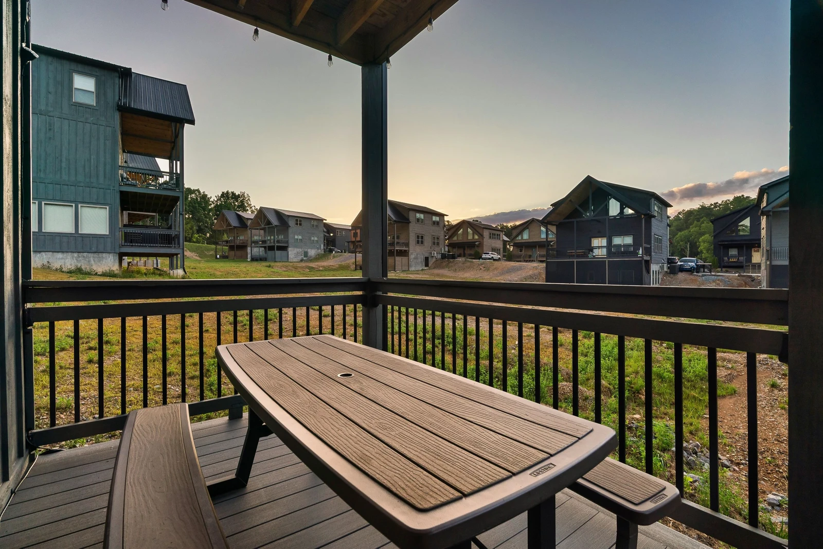 Smokiedoki Lodge