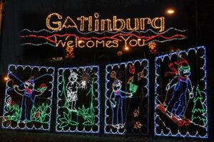 Gatlinburg Parkway lights